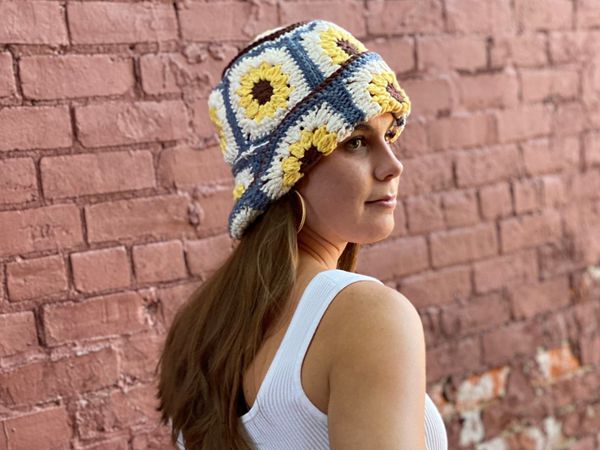 crochet Sunflower Granny Square Bucket Hat easy pattern
