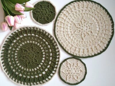crochet Rinde Placemat and Coaster Set free pattern