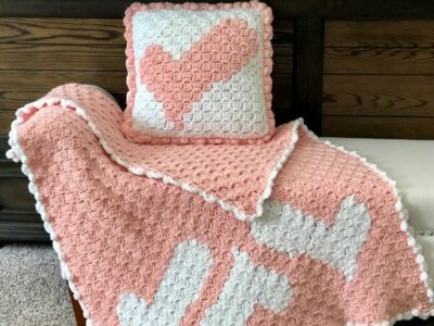 crochet Wonky Heart Blanket & Pillow easy pattern