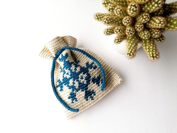 crochet Snowflake Bag free pattern