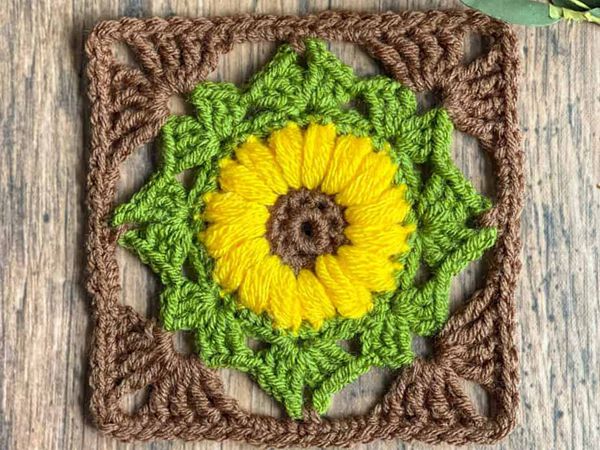 crochet Sunflower Granny Square free pattern