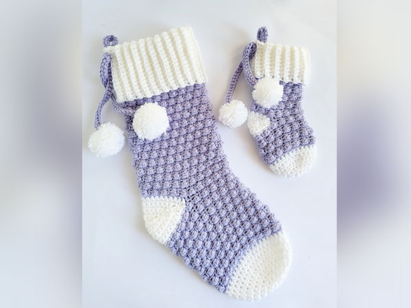 crochet Berry Beautiful Stocking free pattern