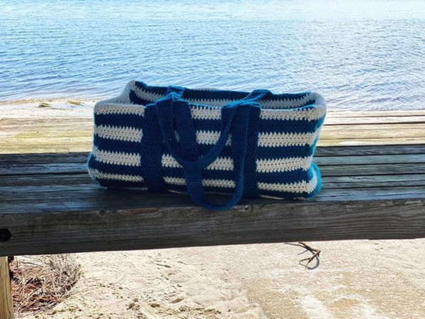 crochet STRIPED DUFFLE BAG free pattern