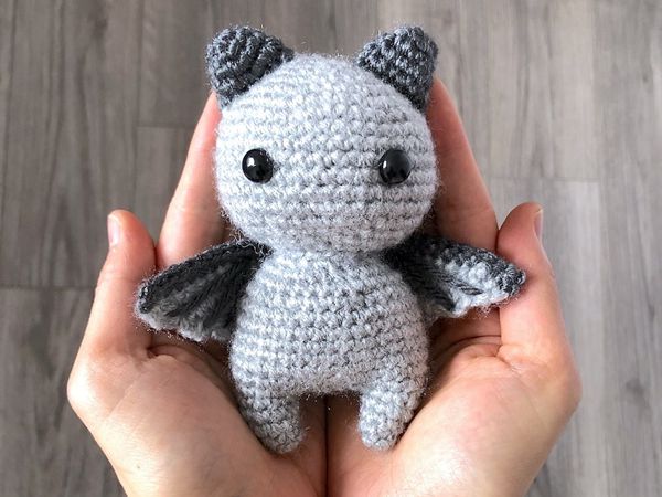 crochet the Brave Bat free pattern