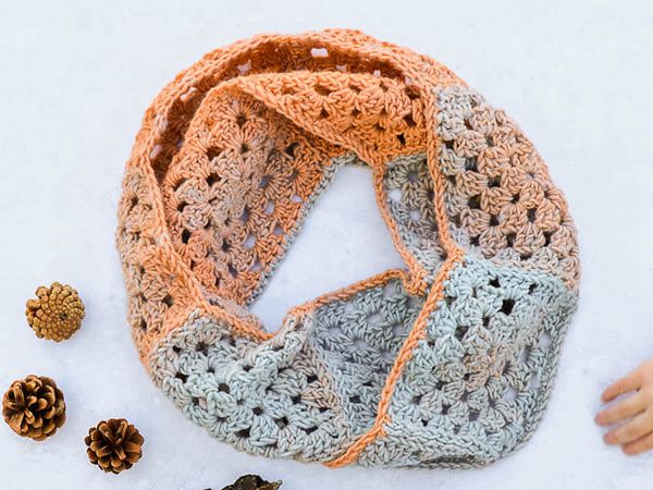 crochet Granny Square Infinity Scarf free pattern