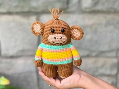 crochet Mika the Monkey Toy free pattern