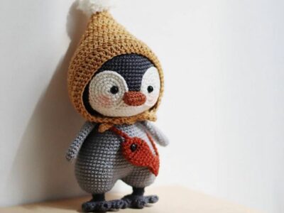 crochet Cora The Little Penguin easy pattern