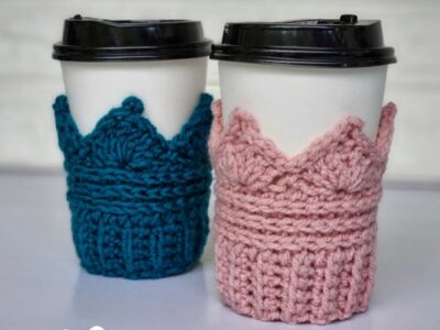 crochet Crown Cup Cozy free pattern