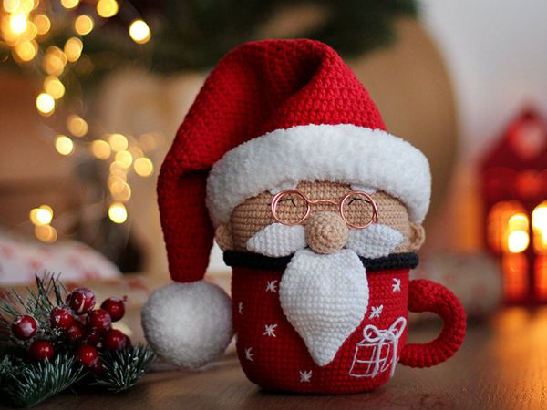 crochet Santa Christmas Mug easy pattern