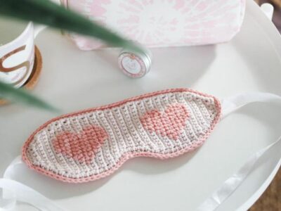 crochet Society Eye Mask free pattern