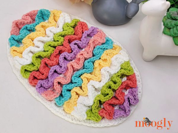 crochet EASTER EGG WIGGLE TRIVET free pattern