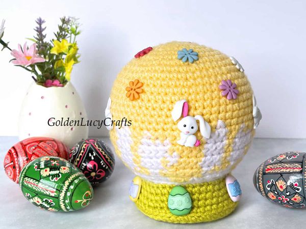 crochet Easter Snow Globe free pattern