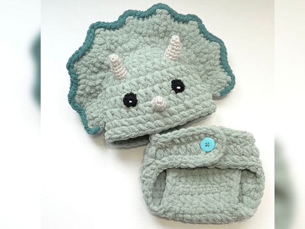 crochet Triceratops Hat and Diaper Cover easy pattern