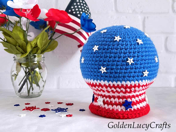 crochet Patriotic Snow Globe free pattern