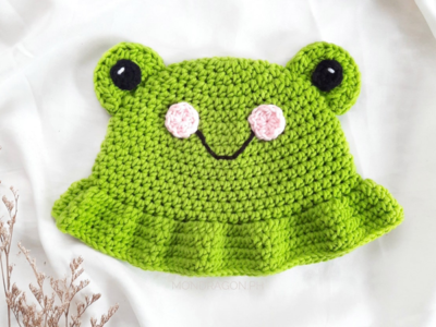 crochet Frog Bucket Hat easy pattern