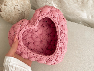 crochet Heart Basket easy pattern