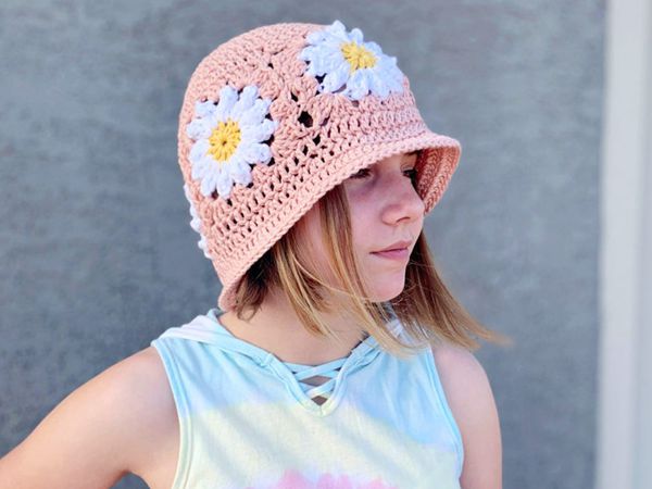 crochet Blossom Bucket Hat free pattern