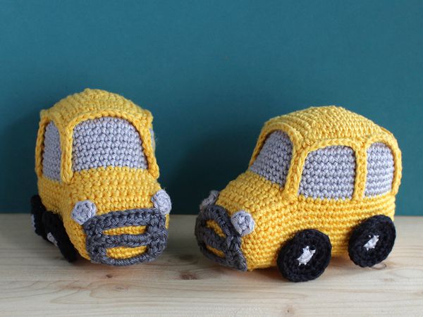 crochet School Bus free pattern