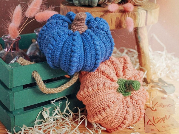 crochet Halloween Pumpkin Amigurumi easy pattern
