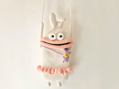 crochet Ugly Bunny Pouch easy pattern