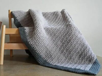 crochet Lacy baby blanket free pattern